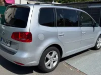 Gebraucht VW Touran Style 105 PS (77 kW) 2012 Silber Van / Kleinbus