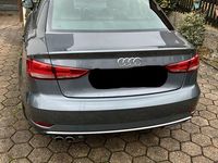Gebraucht Audi A3 Sport 150 PS (110 kW) 2019 Grau Limousine