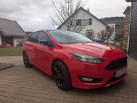 Gebraucht Ford Focus 150 PS (110 kW) 2016 Rot Kleinwagen