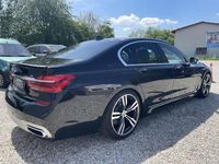 Gebraucht BMW 730 M Sport 265 PS (194 kW) 2016 Black sapphire metallic Limousine
