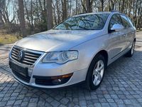 Gebraucht VW Passat 140 PS (102 kW) 2010 Silber Kombi
