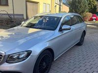 Gebraucht Mercedes E220 194 PS (142 kW) 2017 Silber Kombi