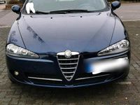 Gebraucht Alfa Romeo 147 105 PS (77 kW) 2009 Blau Kleinwagen