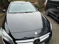 Gebraucht Mercedes A180 122 PS (89 kW) 2014 Schwarz Limousine