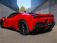 Gebraucht Ferrari SF90 2022 Rot