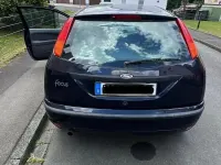 Gebraucht Ford Focus 75 PS (55 kW) 2004 Blau Kleinwagen