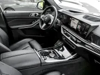 Gebraucht BMW X7 M Sport 352 PS (258 kW) 2023 Schwarz SUV