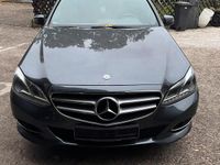 Gebraucht Mercedes E220 170 PS (125 kW) 2015 Blau Kombi
