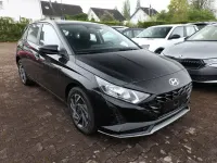 Neu Hyundai i20 Select 90 PS (66 kW) 2026 Phantom black metallic Kleinwagen