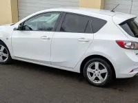 Gebraucht Mazda 3 Edition 105 PS (77 kW) 2012 Weiß Limousine