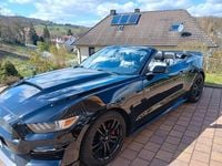 Second-hand Ford Mustang 309 CP (227 kW) 2015 Negru Cabrio
