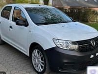 Używany Dacia Logan Acces 73 KM (53 kW) 2020 Biały Sedan/Limuzyna