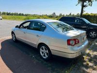 Gebraucht VW Passat 122 PS (89 kW) 2010 Silber Limousine