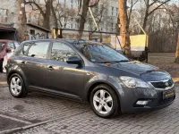 Usado Kia Ceed 90 CV (66 kW) 2012 Gris Utilitario