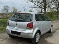 Gebraucht VW Polo 75 PS (55 kW) 2005 Silber Kleinwagen