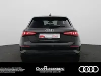 Używany Audi A3 Advanced Plus 150 KM (110 kW) 2024 Czarny