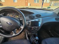 Second-hand Ford Focus 100 CP (73 kW) 2004 Verde Coupe