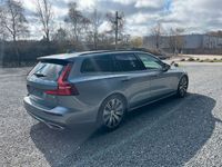 Gebraucht Volvo V60 R-Design 190 PS (139 kW) 2020 Grau Kombi