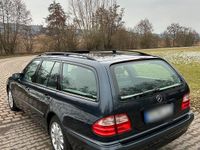 Gebraucht Mercedes E200 163 PS (119 kW) 2001 Schwarz Limousine
