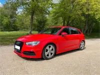 Gebraucht Audi A3 S-Line 179 PS (131 kW) 2015 Rot Limousine