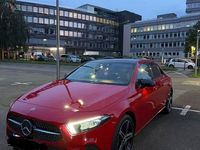 Gebraucht Mercedes A200 163 PS (119 kW) 2019 Rot Limousine