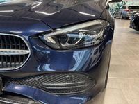 Gebraucht Mercedes C300e Avantgarde 313 PS (230 kW) 2022 Blau Limousine