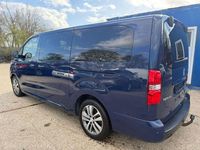 Gebraucht Peugeot Traveller Allure 177 PS (130 kW) 2018 Blau Van / Kleinbus