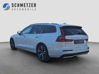 Gebraucht Volvo V60 145 PS (106 kW) 2024 Kombi