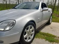 Gebraucht Mercedes SLK230 193 PS (141 kW) 1997 Silber Cabrio