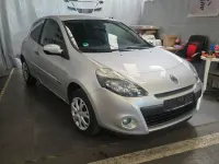 Gebraucht Renault Clio 75 PS (55 kW) 2009 Silber Kleinwagen