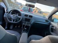 Gebraucht VW Polo Comfortline 75 PS (55 kW) 2015 Schwarz Kleinwagen