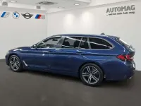 Gebraucht BMW 530 Sport Line 286 PS (210 kW) 2023 Blau Limousine