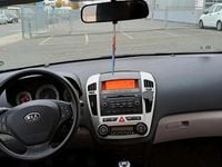 Gebraucht Kia Ceed 109 PS (80 kW) 2010 Schwarz Kleinwagen