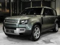Gebraucht Land Rover Defender SE 249 PS (183 kW) 2024 Grün SUV