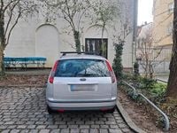 Używany Ford Focus Ambiente 101 KM (74 kW) 2007 Srebrny Kombi