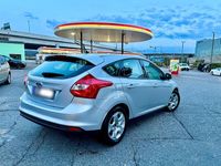 Gebraucht Ford Focus 125 PS (91 kW) 2011 Silber Kleinwagen