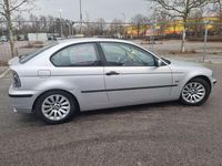 Gebraucht BMW 316 116 PS (85 kW) 2002 Silber Limousine