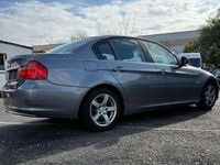 Second-hand BMW 318 143 CP (105 kW) 2009 Berlinǎ