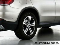 Gebraucht Mercedes GLC220 Exclusive 194 PS (142 kW) 2022 859 mojavesilber (metallic) SUV