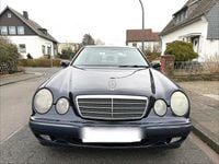 Gebraucht Mercedes E320 Elegance 197 PS (144 kW) 2001 Blau Limousine