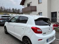 Gebraucht Mitsubishi Space Star 80 PS (58 kW) 2018 Weiß Kleinwagen