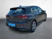 Gebraucht VW Golf VIII R-line 131 PS (96 kW) 2024 Grau Limousine
