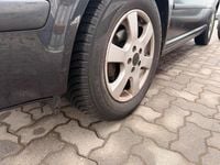 Gebraucht VW Golf IV 100 PS (73 kW) 2000 Schwarz Kleinwagen