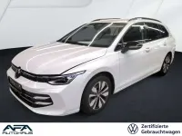 Gebraucht VW Golf VIII Goal 150 PS (110 kW) 2025 Weiß Limousine