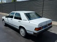 Gebraucht Mercedes 190 119 PS (87 kW) 1987 Weiß Limousine
