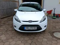 Gebraucht Ford Fiesta 62 PS (45 kW) 2011 Weiß Limousine
