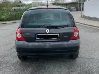 Second-hand Renault Clio II Expression 75 CP (55 kW) 2003 Negru Berlinǎ