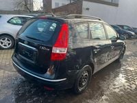 Gebraucht Hyundai i30 Comfort 126 PS (92 kW) 2008 Schwarz Kombi