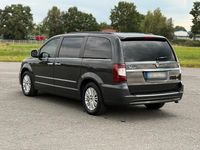 Second-hand Lancia Voyager 163 CP (119 kW) 2012 Gri Monovolum