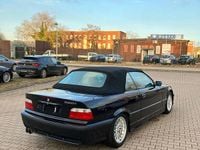 Gebraucht BMW 320 Cabriolet M Sport 150 PS (110 kW) 1999 Schwarz Cabrio